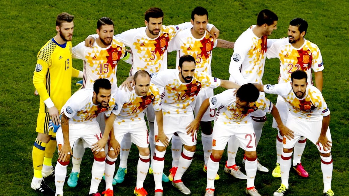 Форма олимпийской сборной Испании
