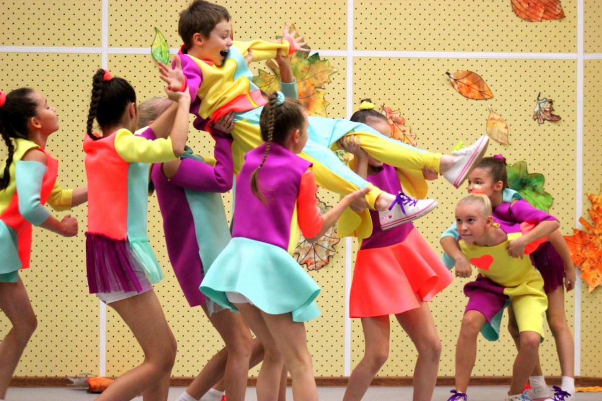 Детский танцевальный ансамбль трусики