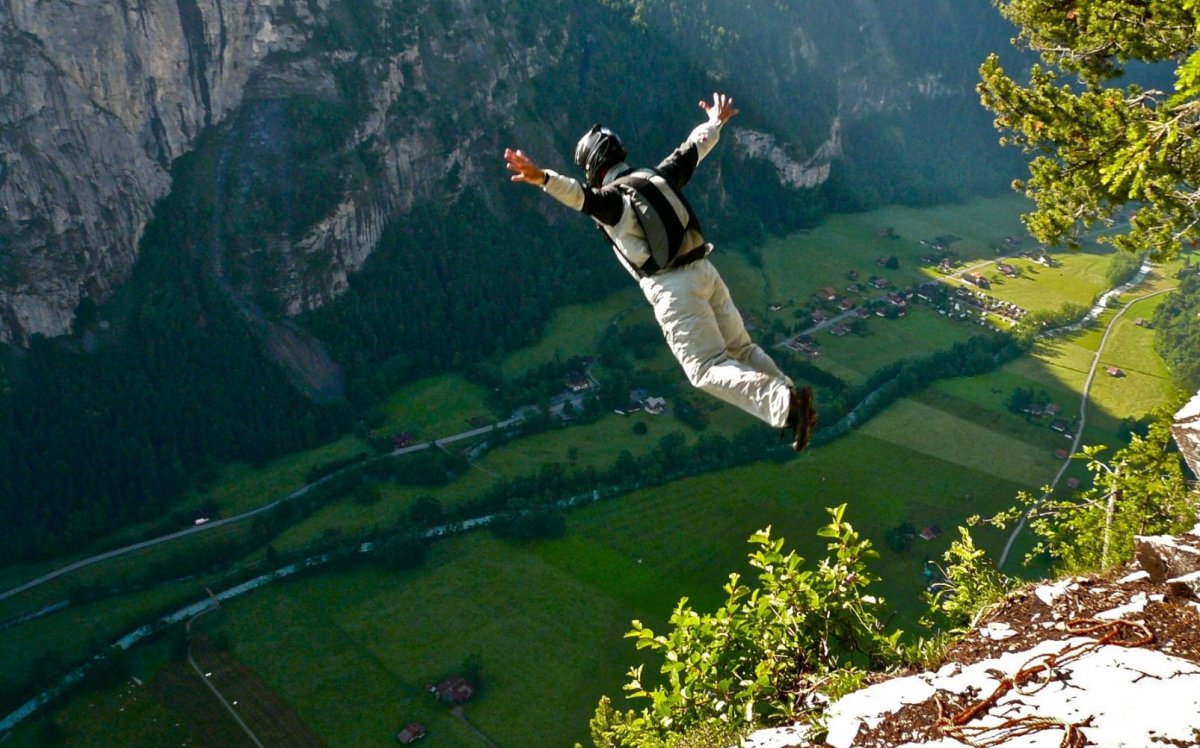Base jumping — бейсджампинг