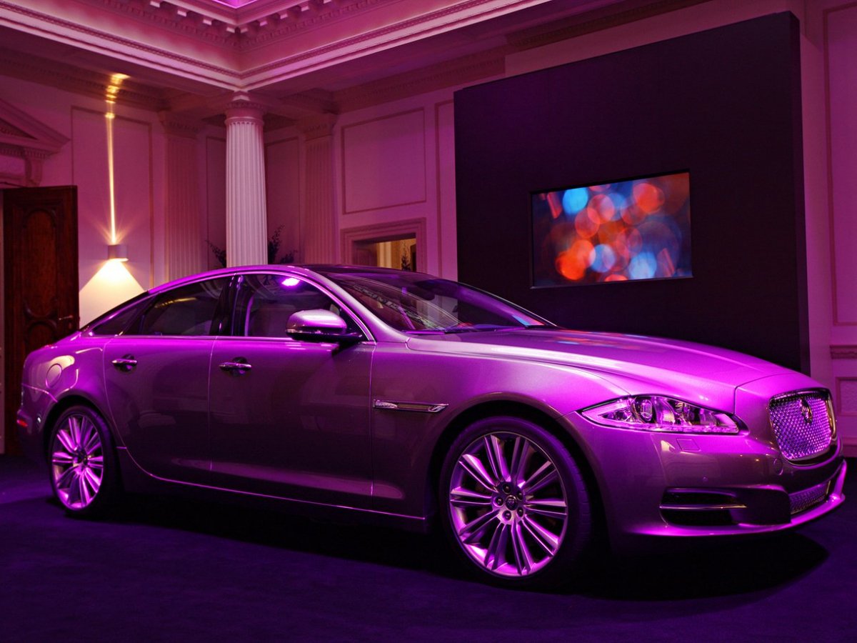 Jaguar XJ 2008 фиолетовый цвет