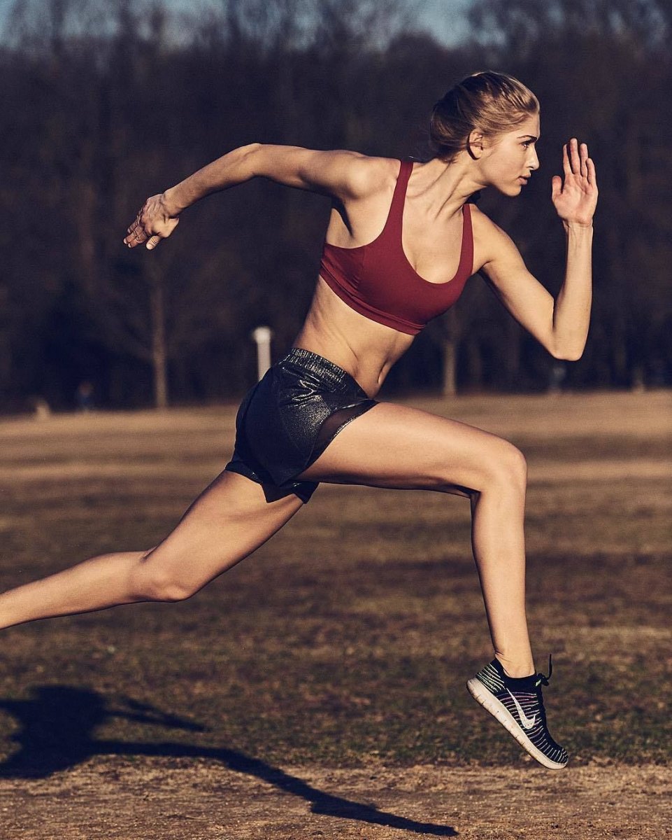 Позы для фотосессии для подростков в студии спортивная одежда