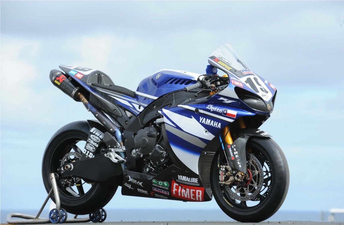 Yamaha YZF-r1