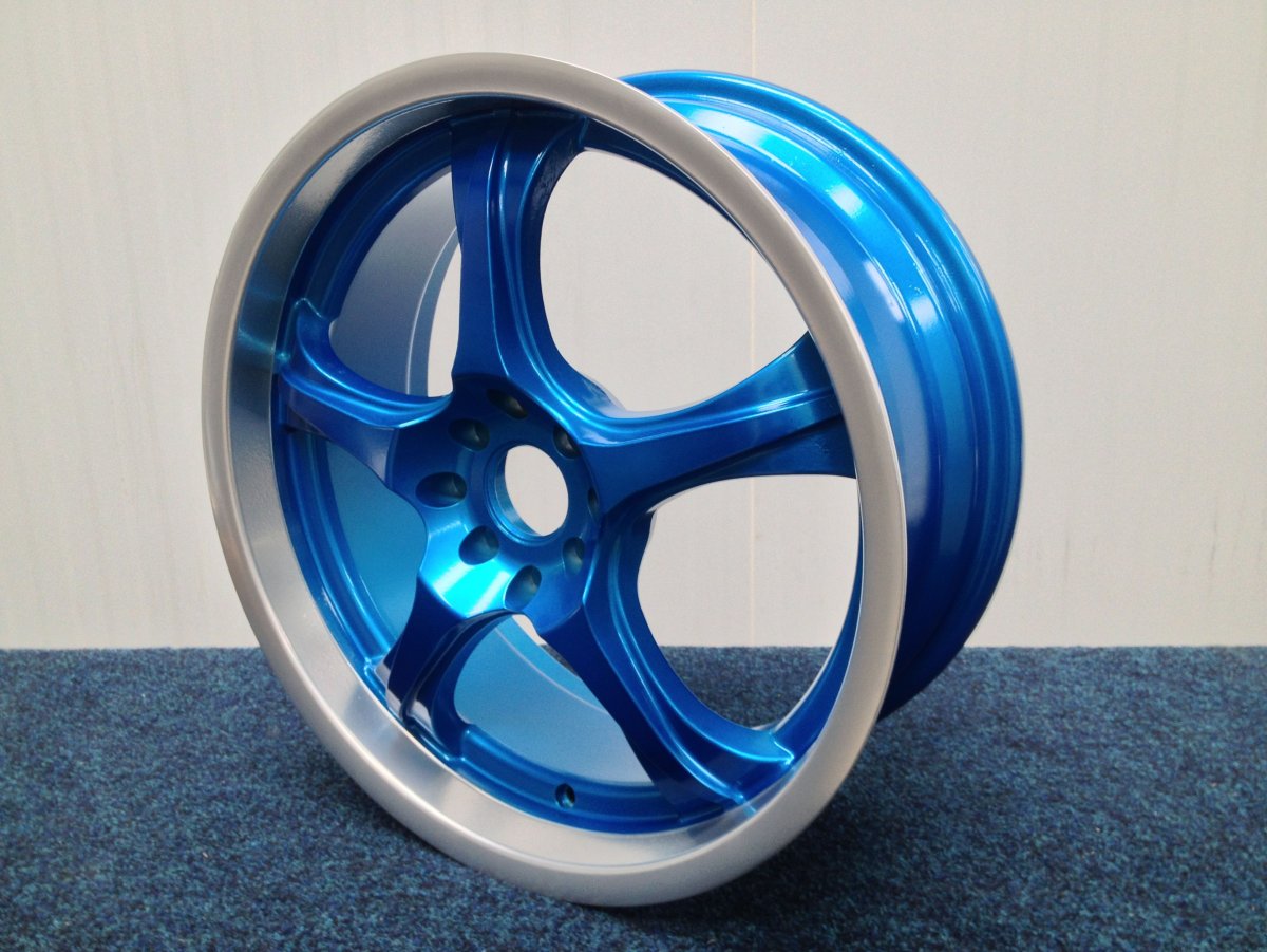 Голубые диски на авто