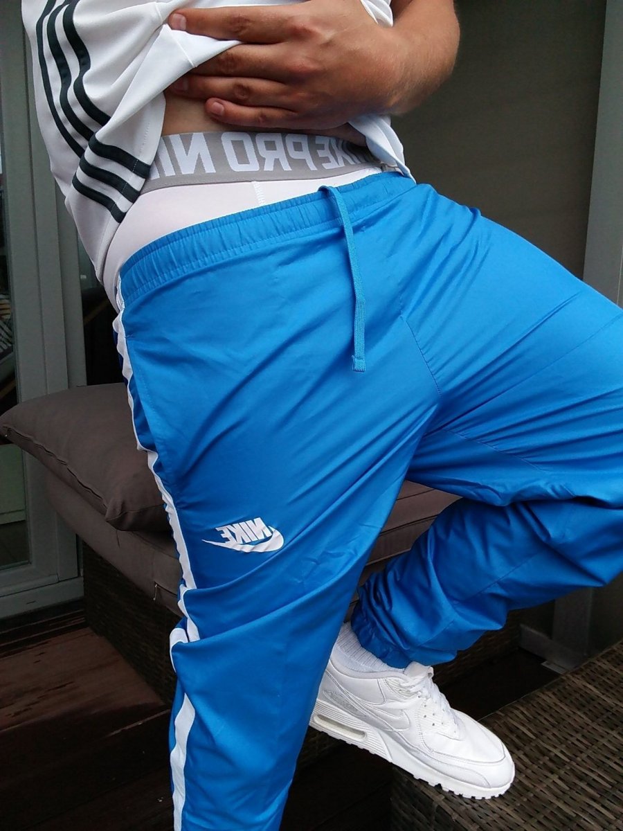 Штаны адидас гопник