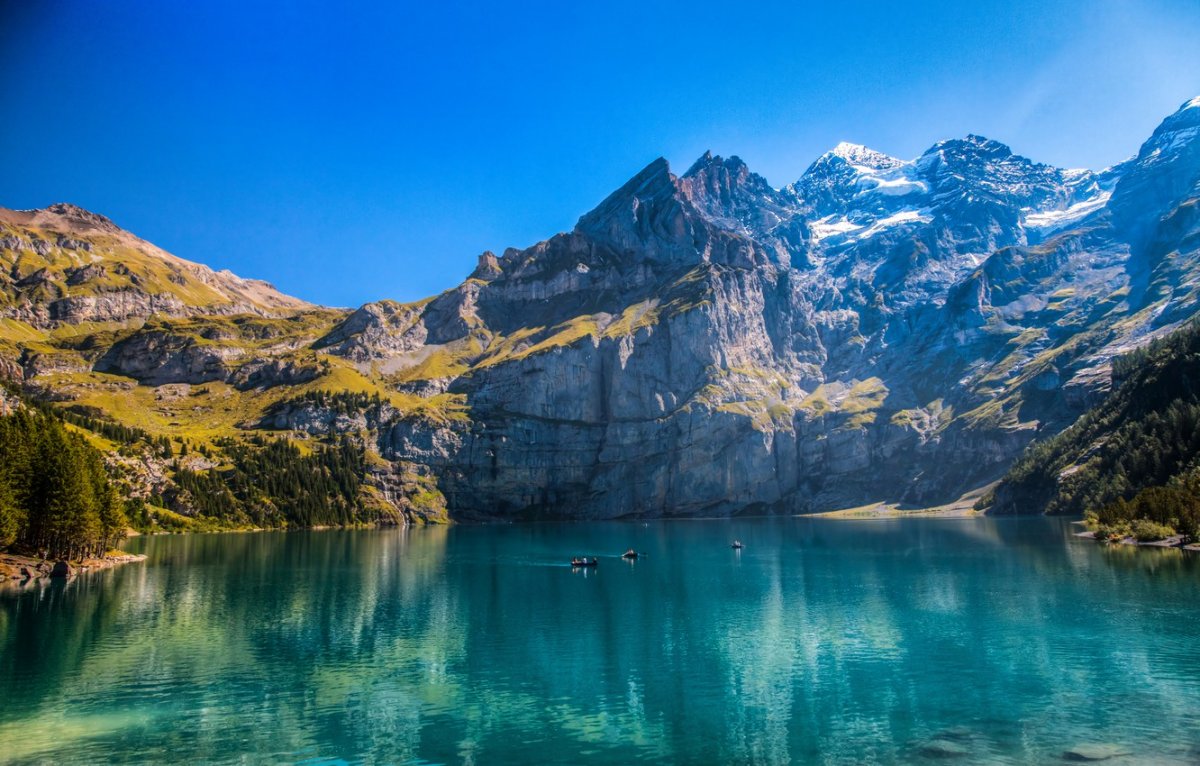 Альпы Австрия голубое озеро