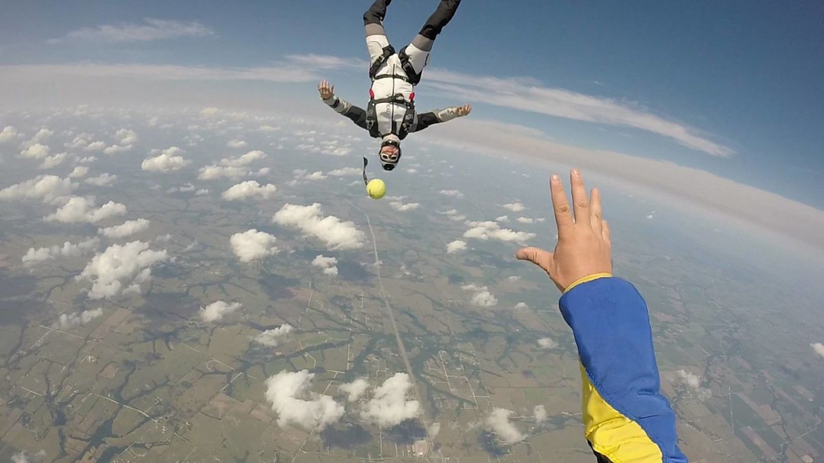 Прыжок с парашютом Москва 4000 м