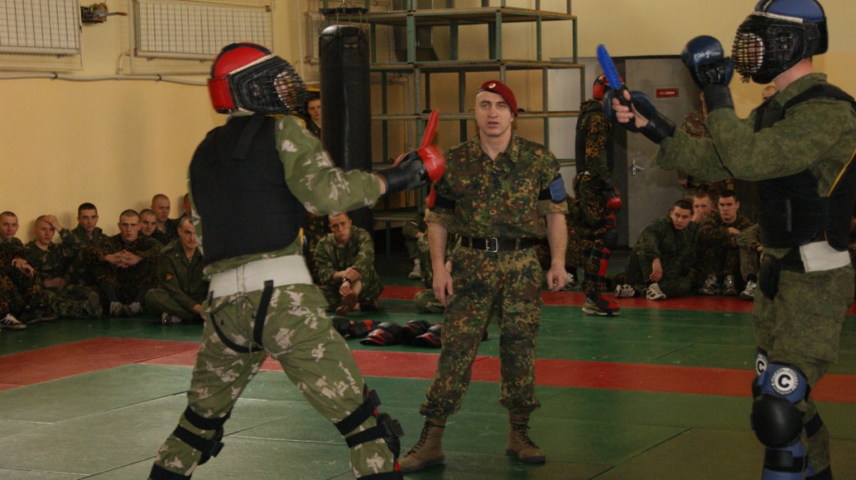 СОБР краповый берет