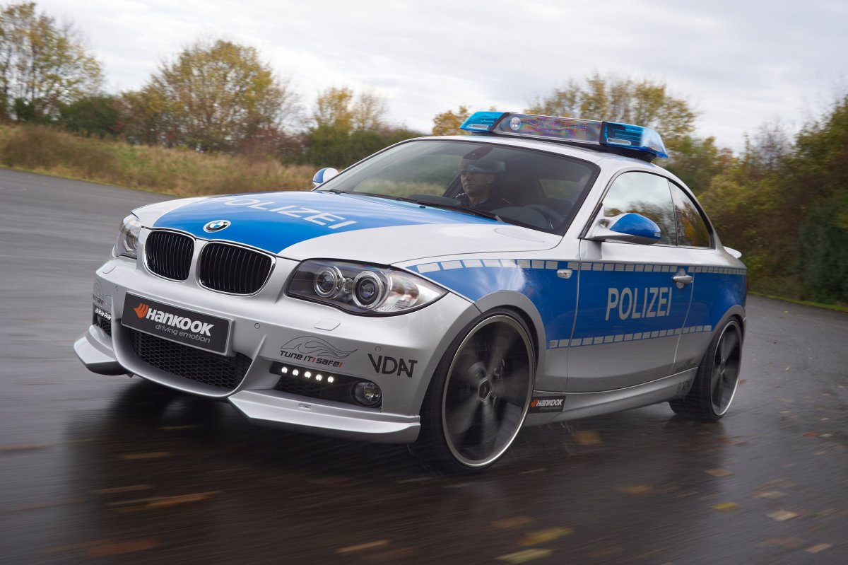 Brabus Rocket Polizei