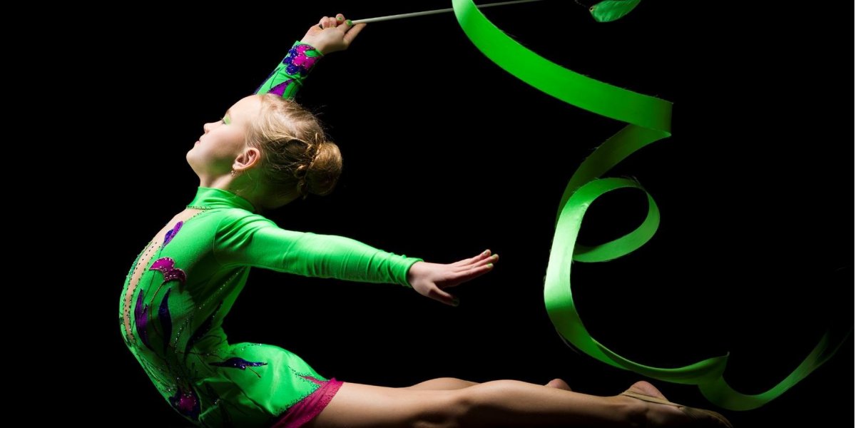 Александра Савина воздушная гимнастка