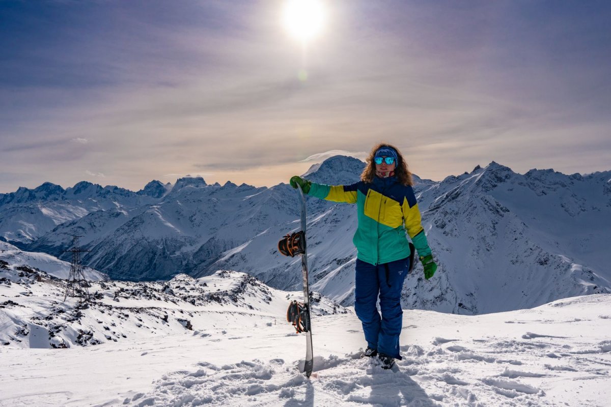 Безголовый лыжник Эльбрус