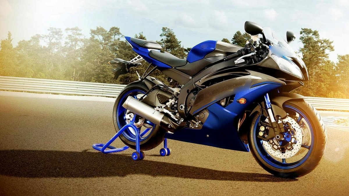 Yamaha-YZF r1 1920 1200