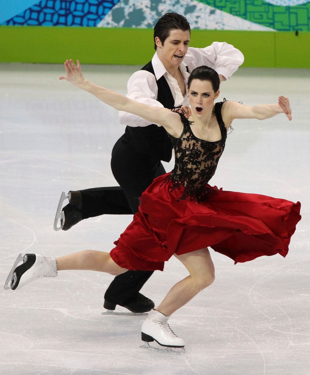 Спортивные танцы на льду