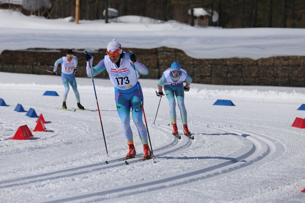 Лыжные гонки в школе
