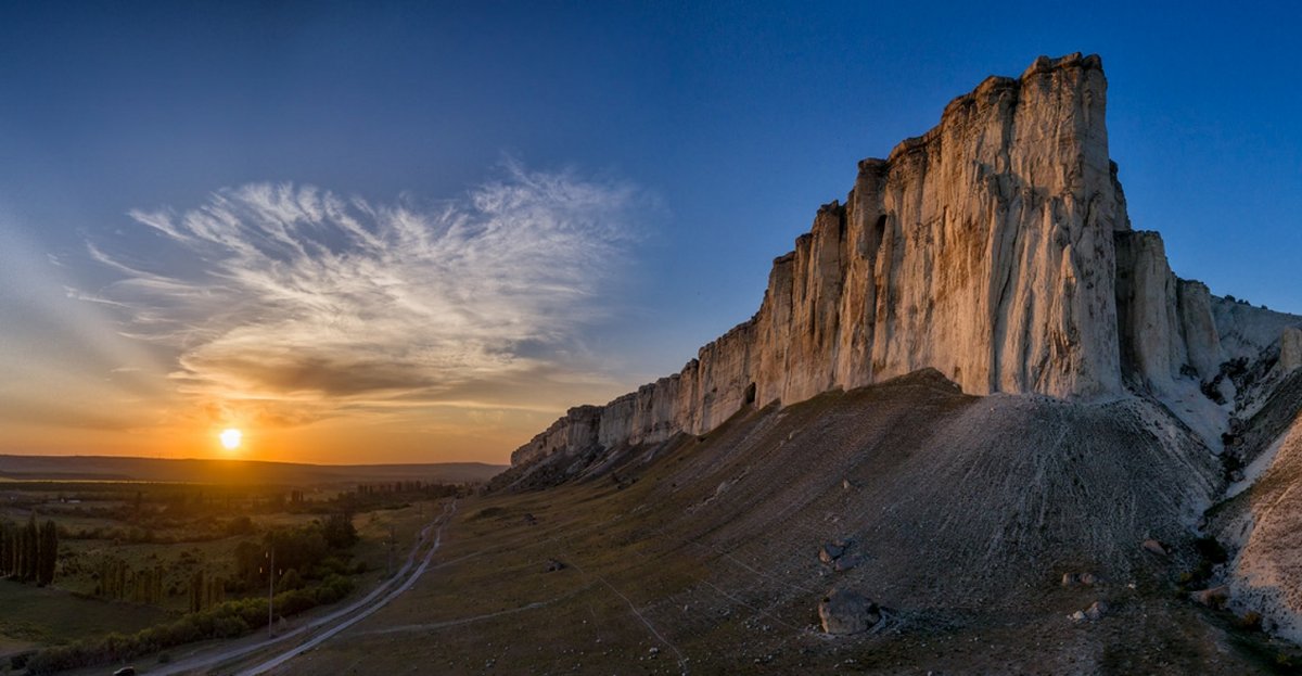 Судак белая скала