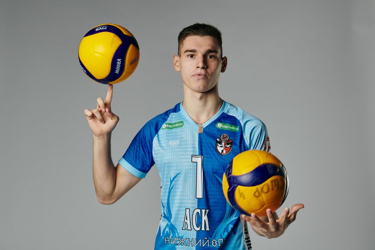Сергей Мелкозёров волейболист