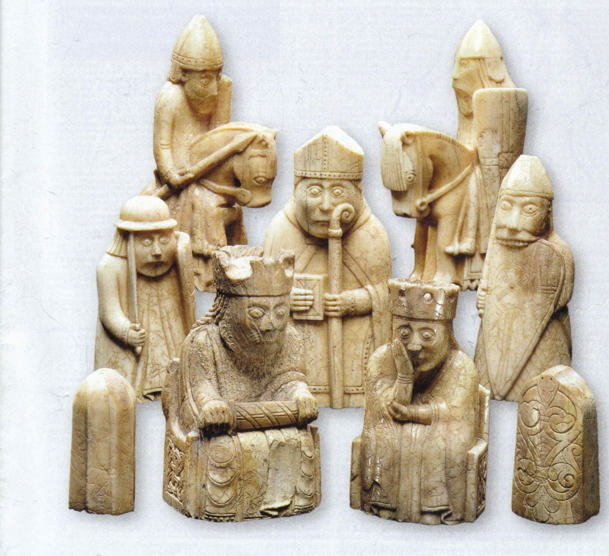 Шахматные фигуры шатранджа. Иран, XII век.