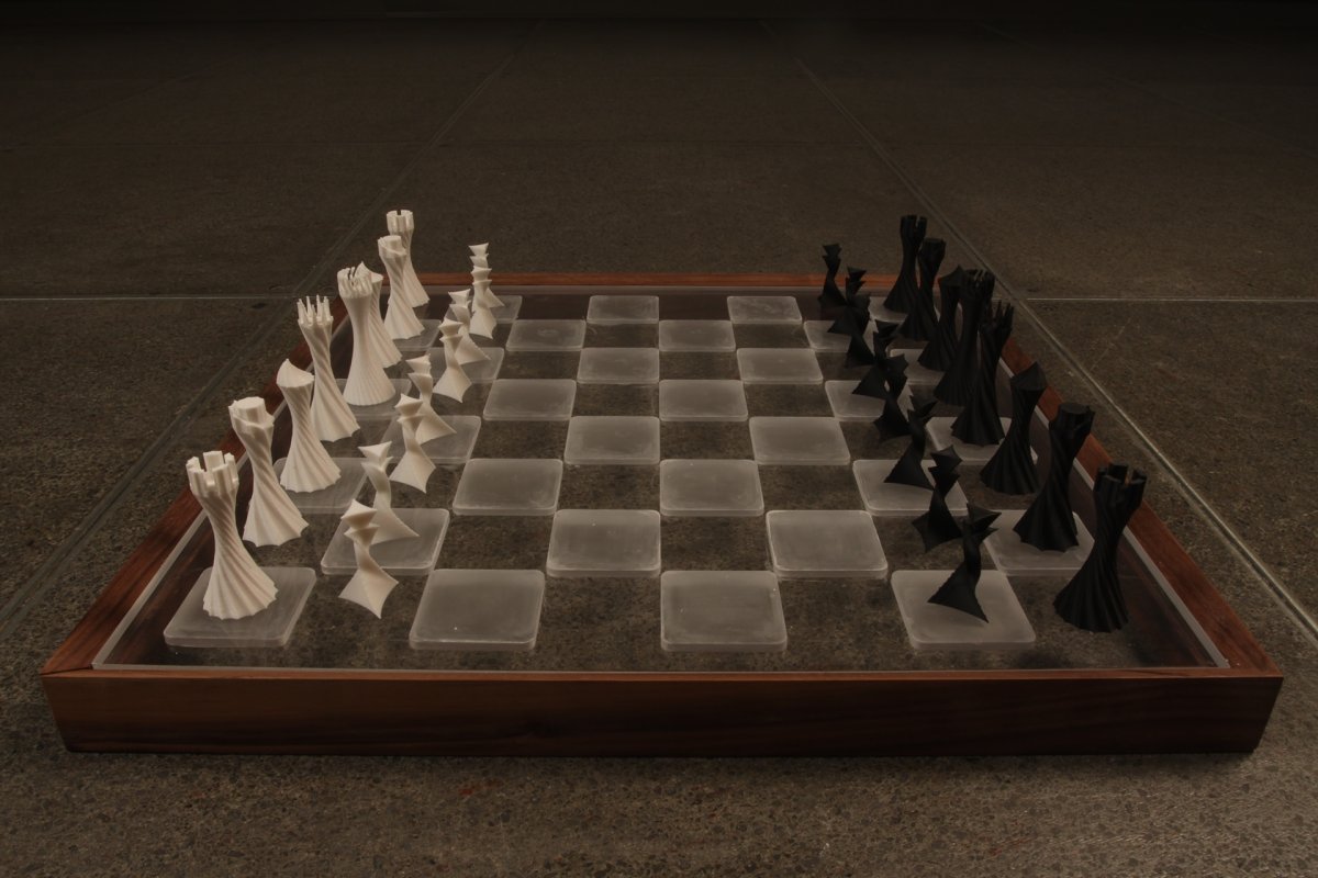 Минималистичные фигурки шахмат