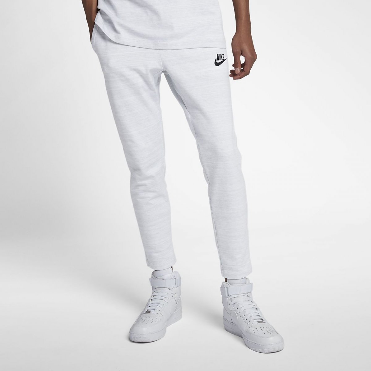Штаны Nike Sportswear белые
