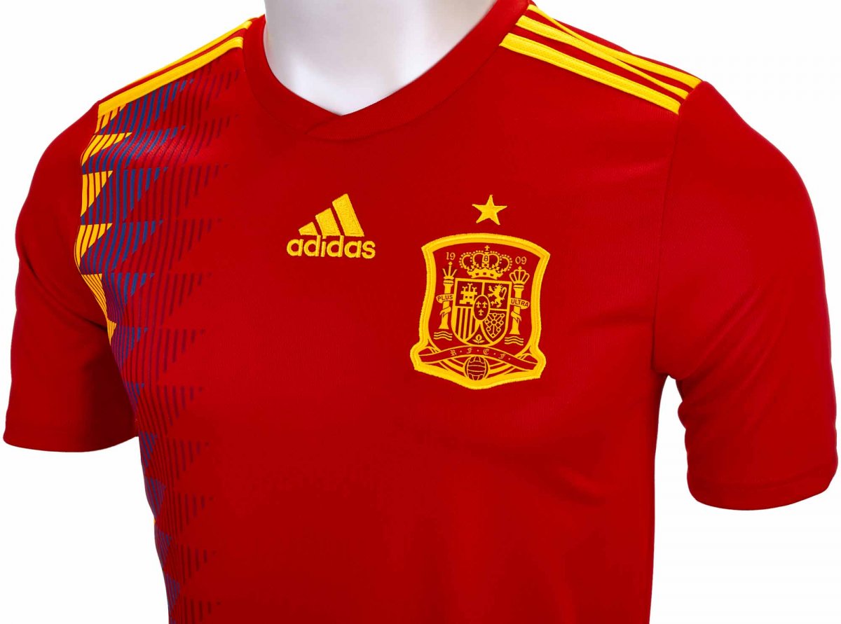 Форма сборной Испании по футболу