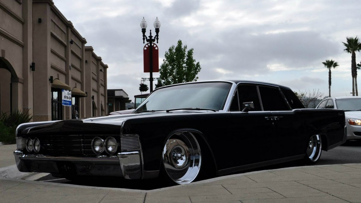 Lincoln Continental 1965 лоурайдер