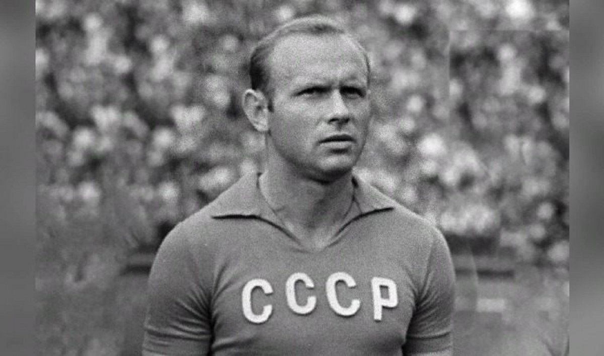 Лев Яшин