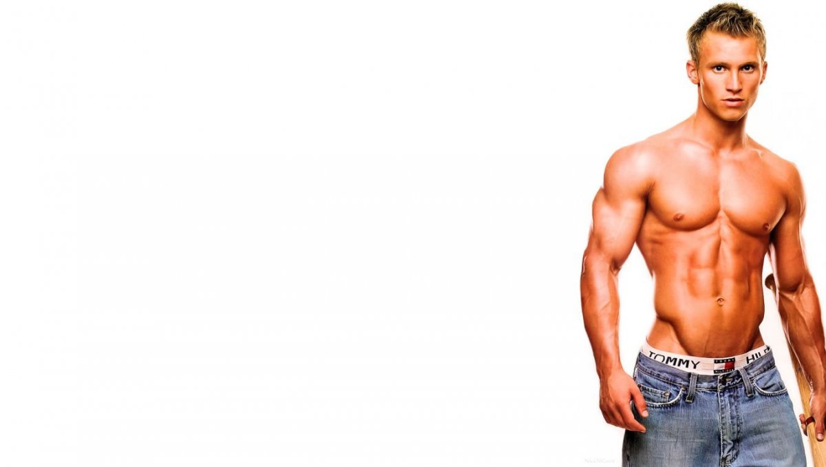 Красивое мужское тело
