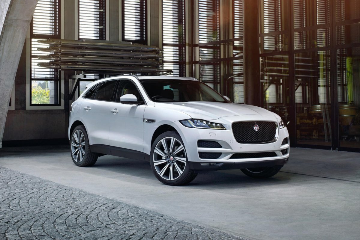 Ягуар f Pace