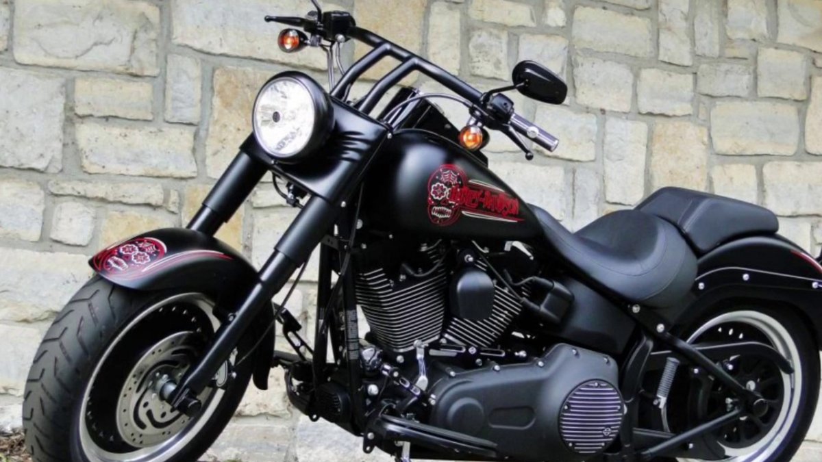 Мотоцикл Harley Davidson fat boy
