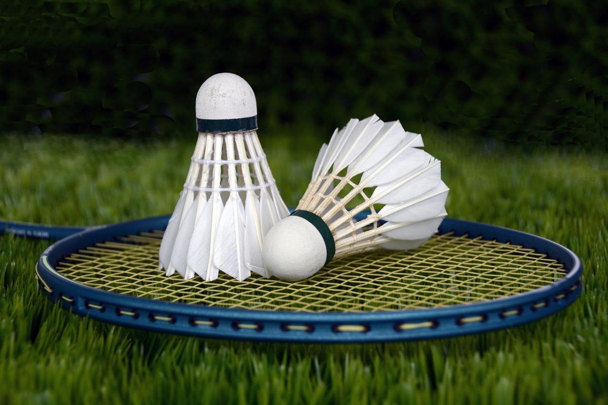 We Heart it Badminton
