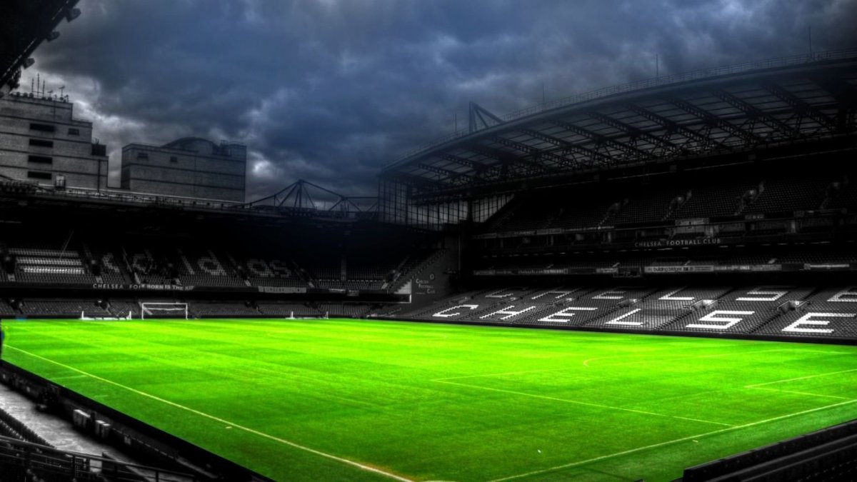 Футбольное поле Stamford Bridge