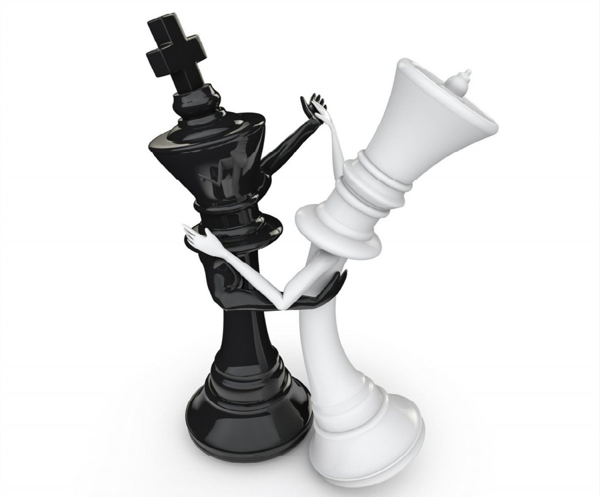 Алиса в Зазеркалье шахматные фигуры
