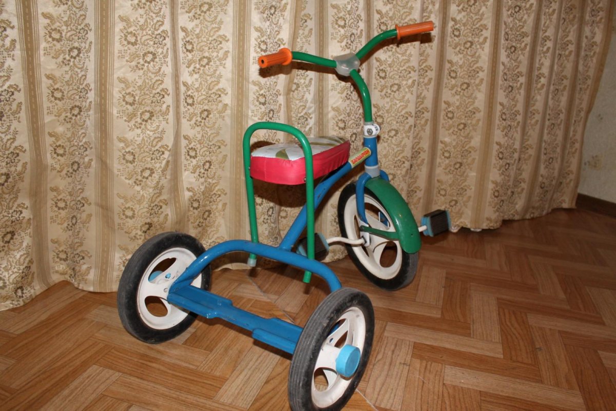 Советские велосипед мотылёк