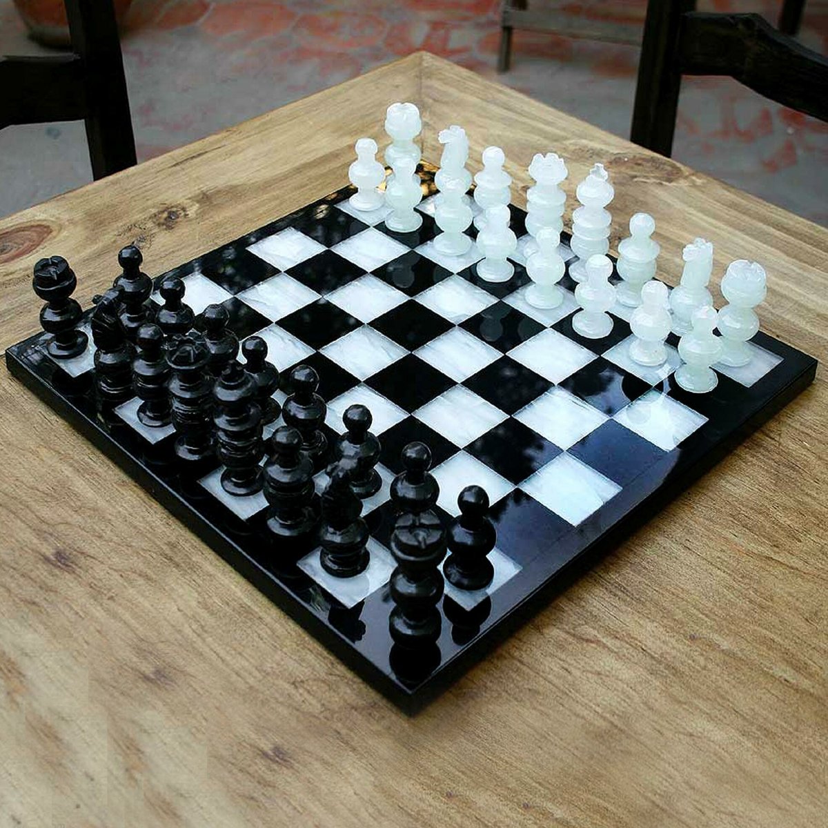 красивая шахматная доска фото