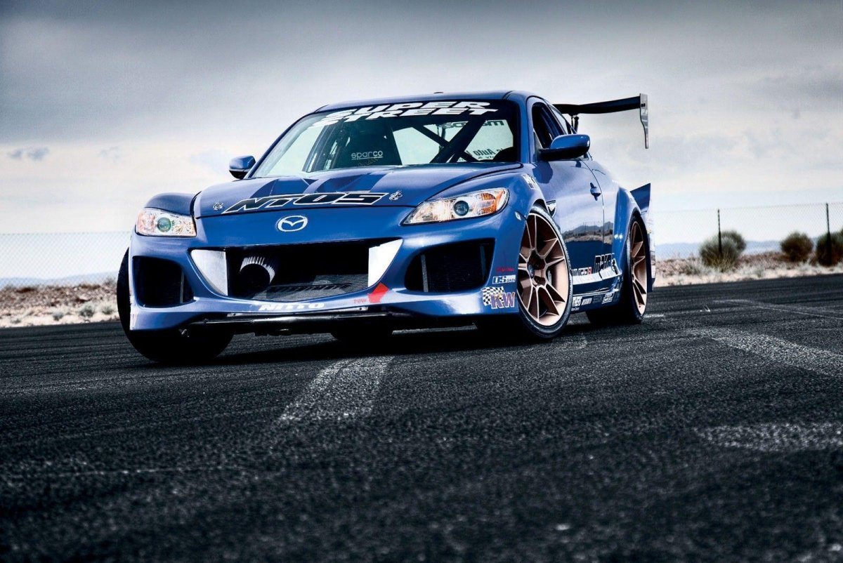 Mazda спортивная купе