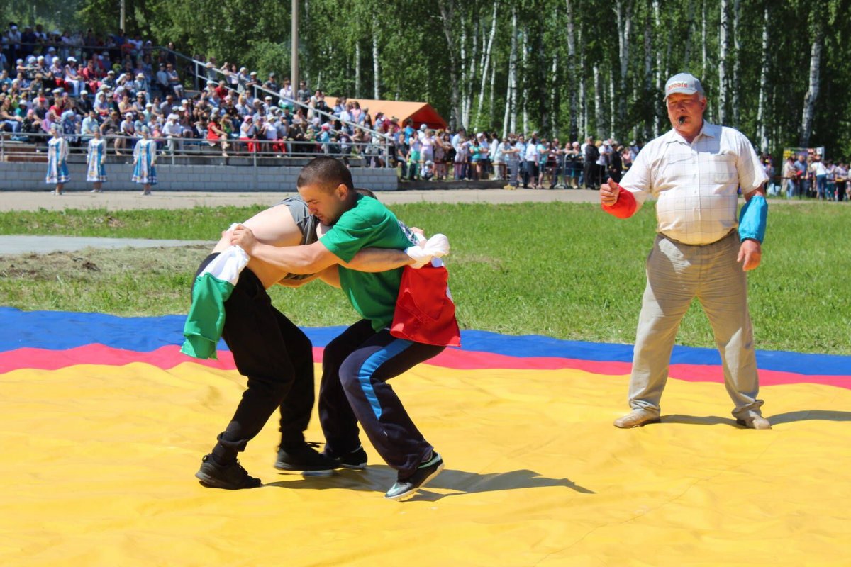 Сабантуй 2002 куреш