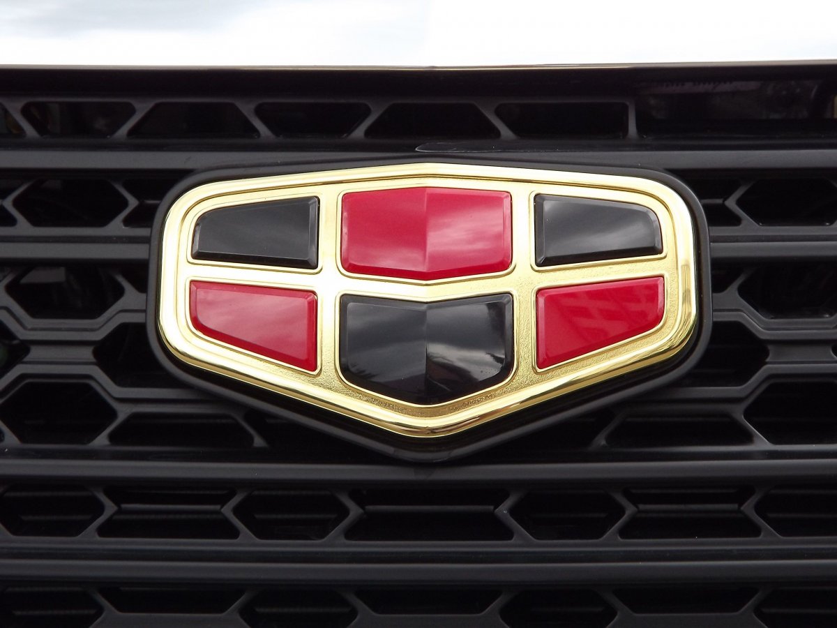 Cadillac лого
