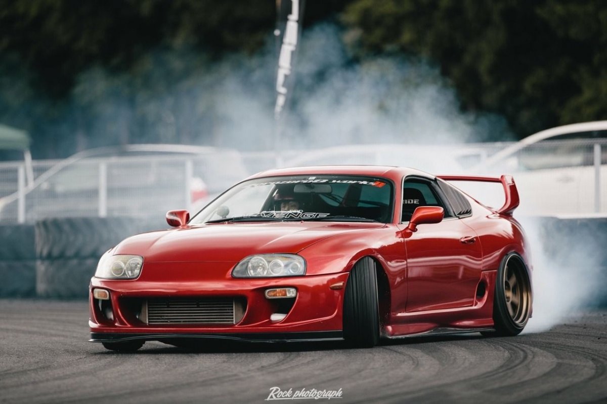 Advan Yokohama ливрея