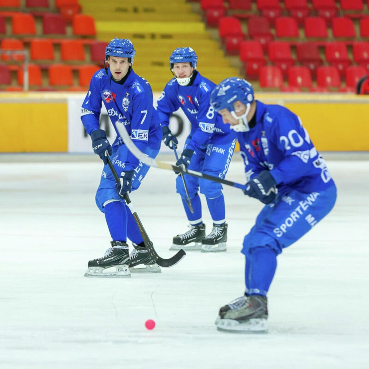 Динамо Москва хоккей с мячом