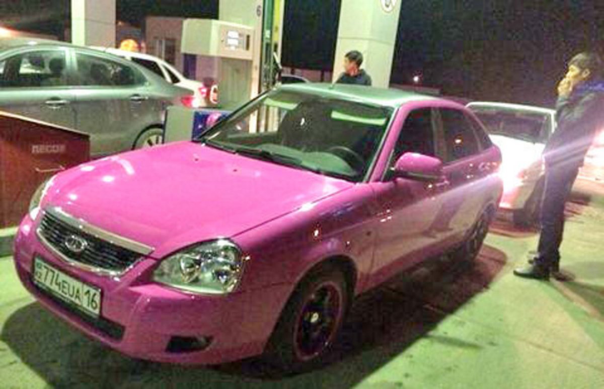 Lada Priora розовая