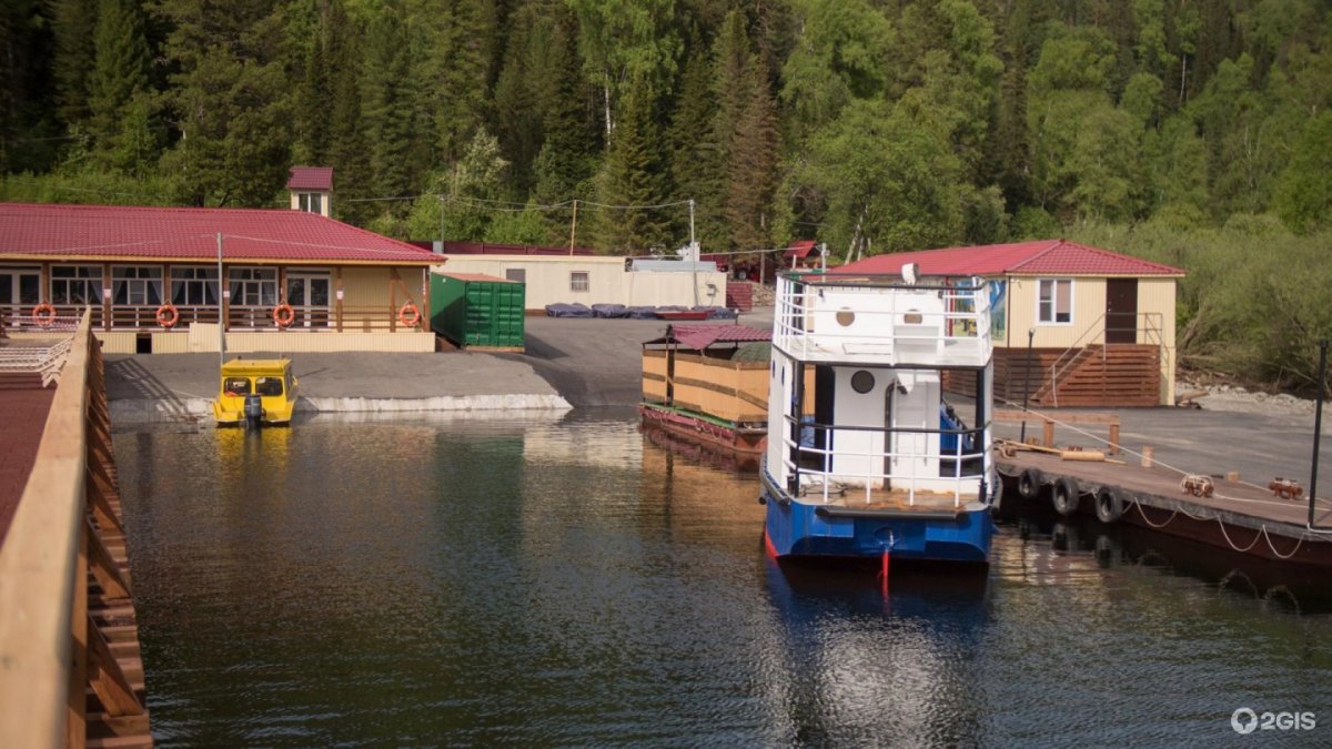 Горное озеро гостиница Телецкое