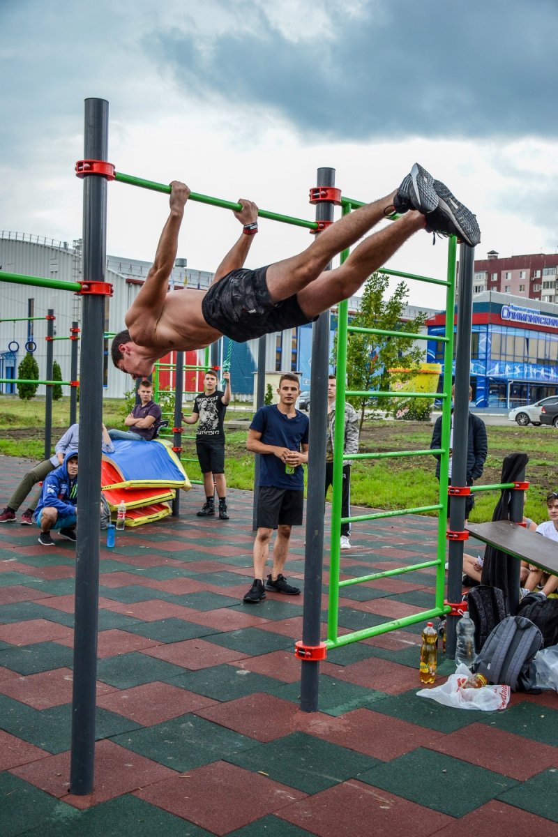 Комплекс разминка на улице
