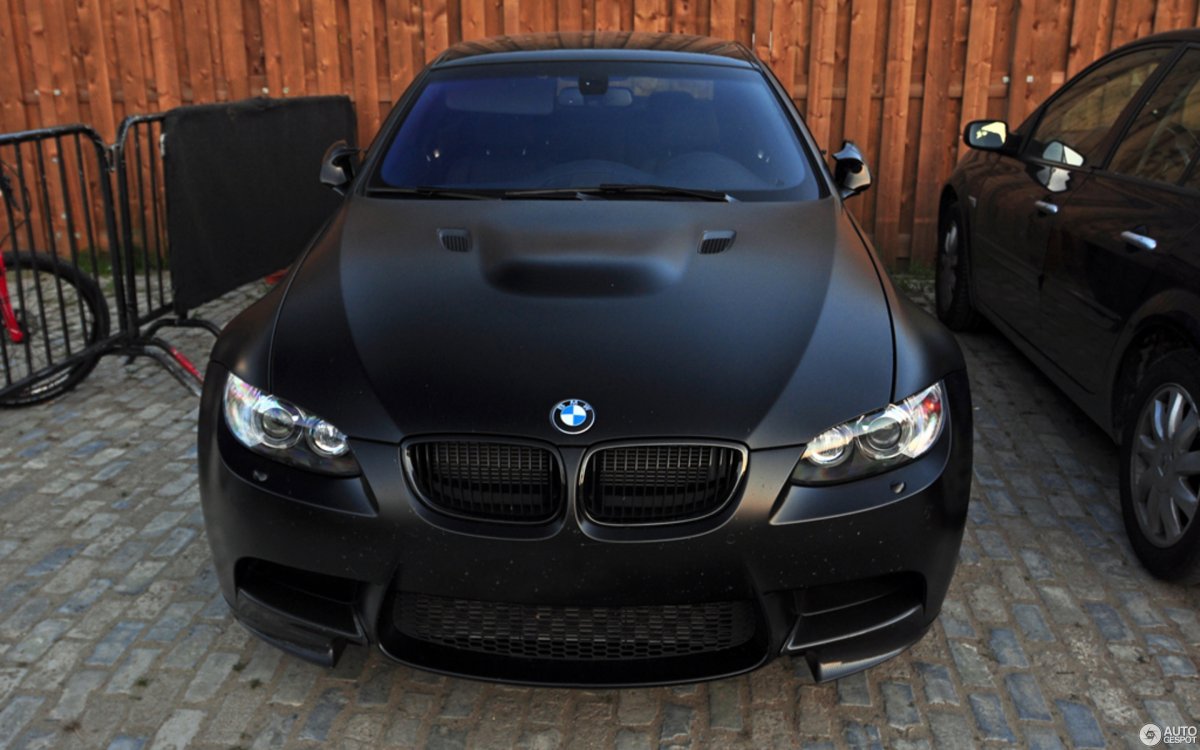 BMW e60 зелёный матовый