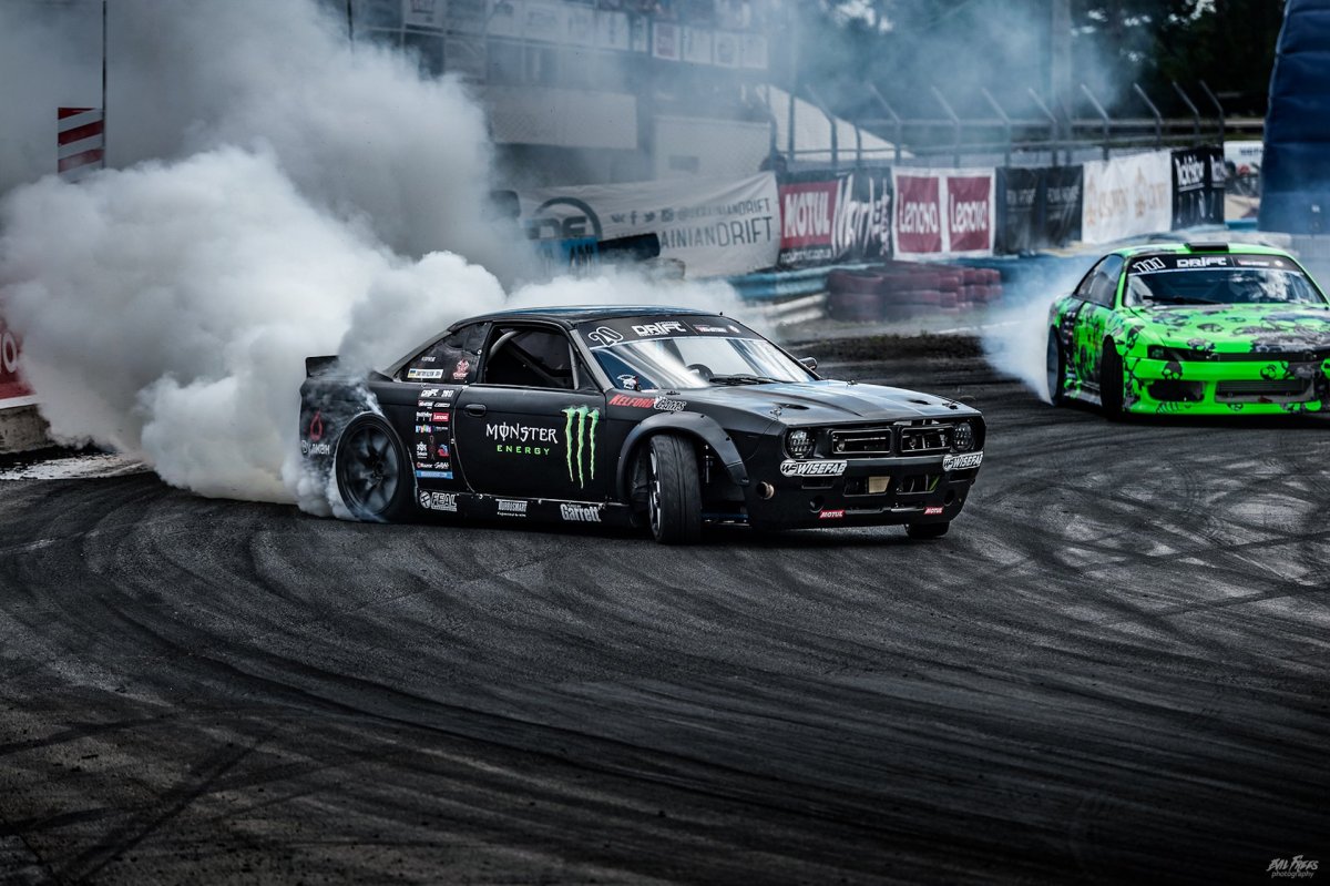BMW 3 Challenge дрифт
