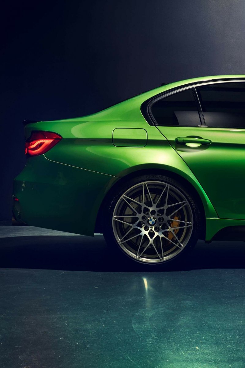 BMW m5 f90 Competition зеленая