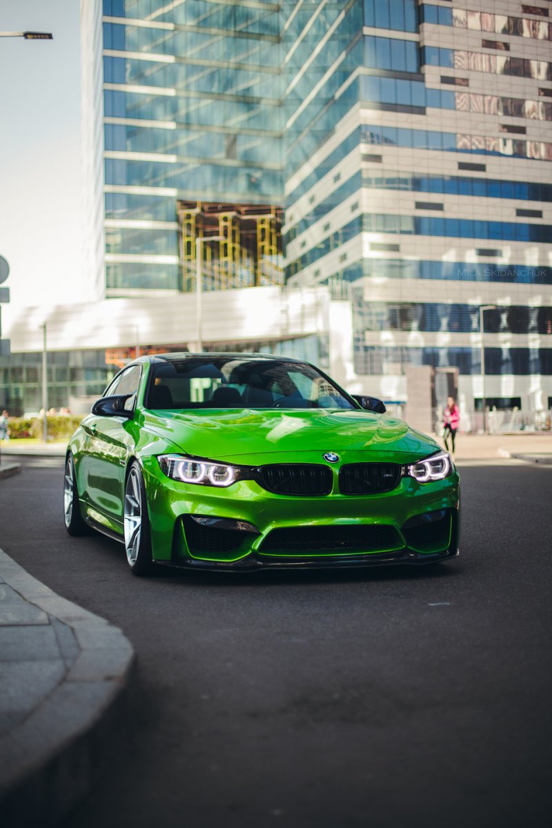 BMW m4 f82 зеленая
