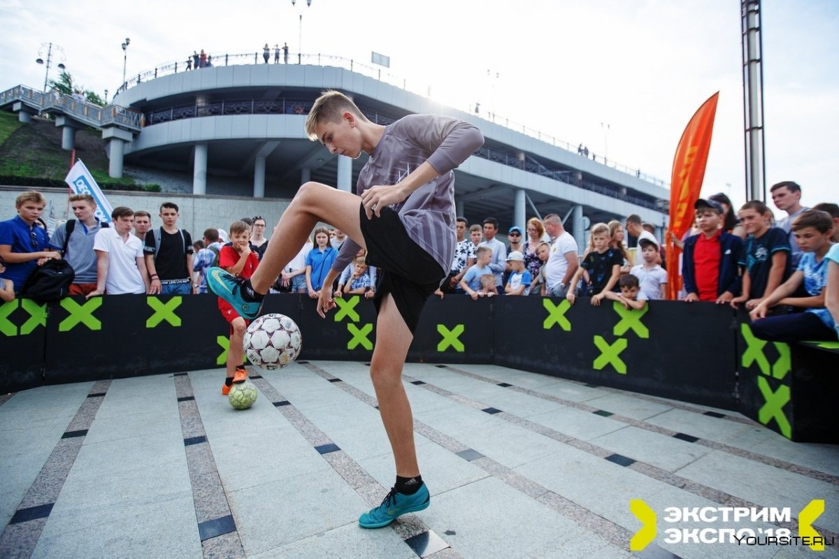 Турнир по футбольному фристайлу