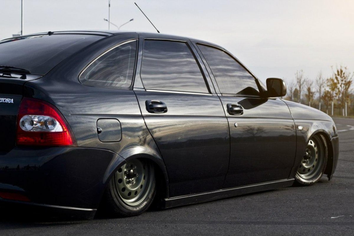 Lada 2112 stance