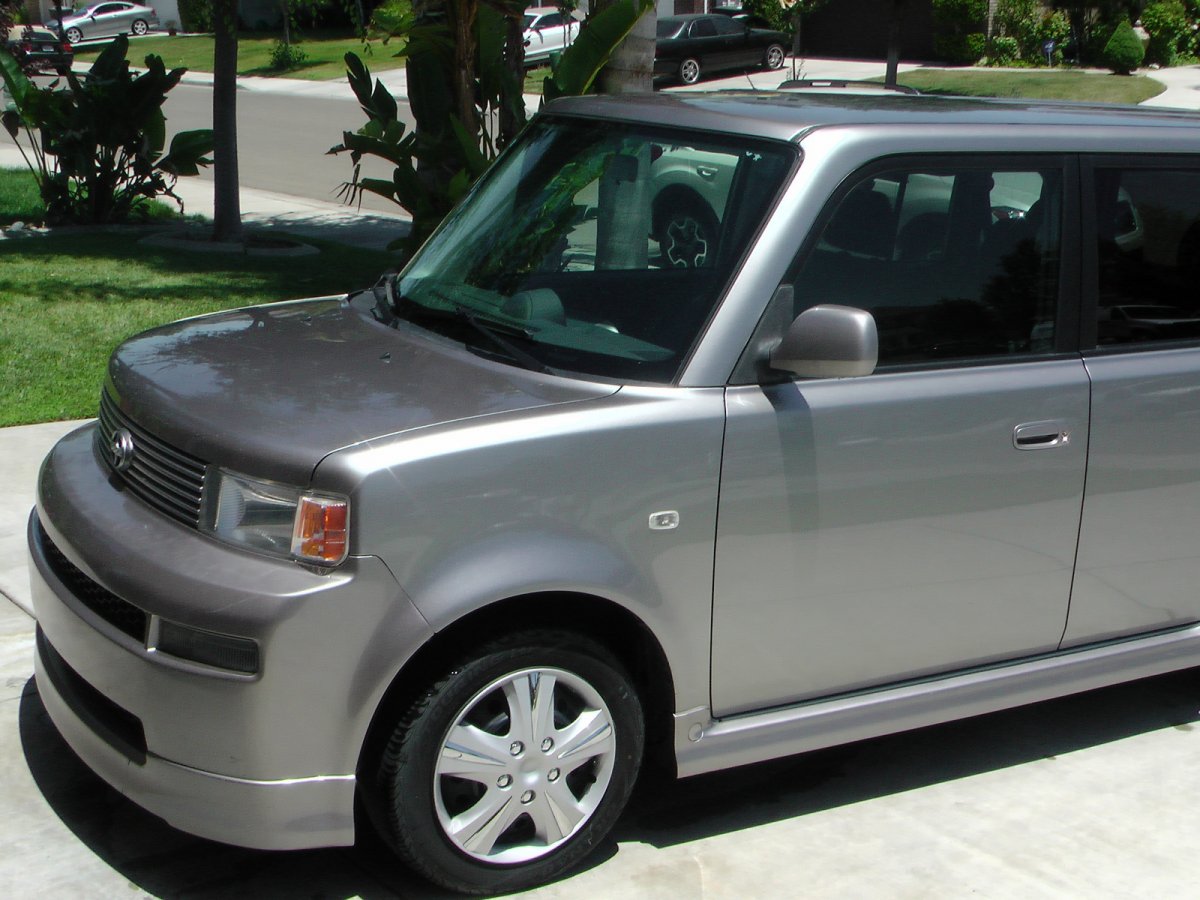 Тойота Scion XB 2005