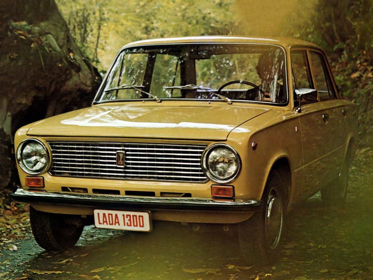 Жигули ВАЗ 2103 классика