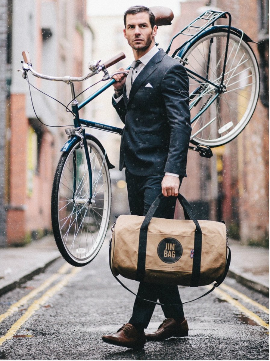 Велосипед с огромными колесами